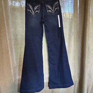 Shyanne High Rise Flare jeans